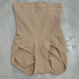NWOT Spanx Nude Fair Color High Waist Open Bust Shapewear